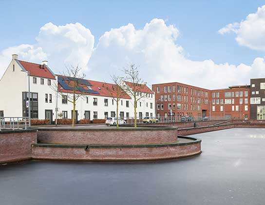 Appartementencomplex en moderne rijwoningen in Drenthe